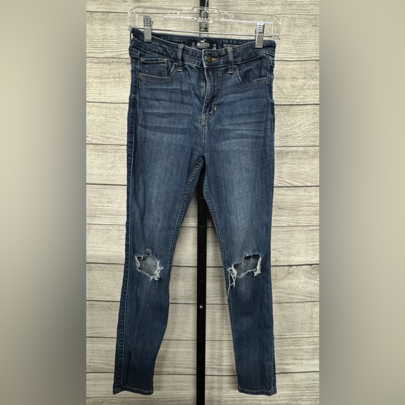 Hollister Jeans - Picture 5 of 5